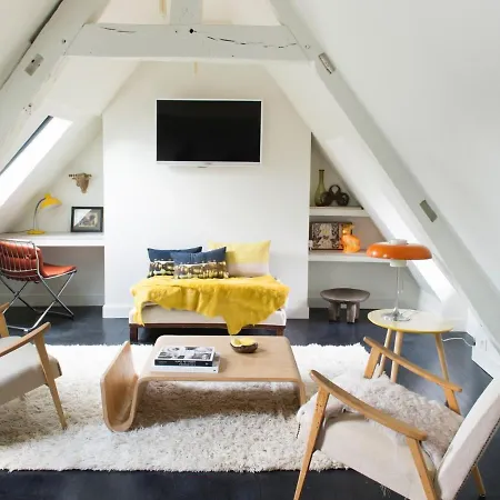 Chez Laurence Du Tilly 4* 凯恩