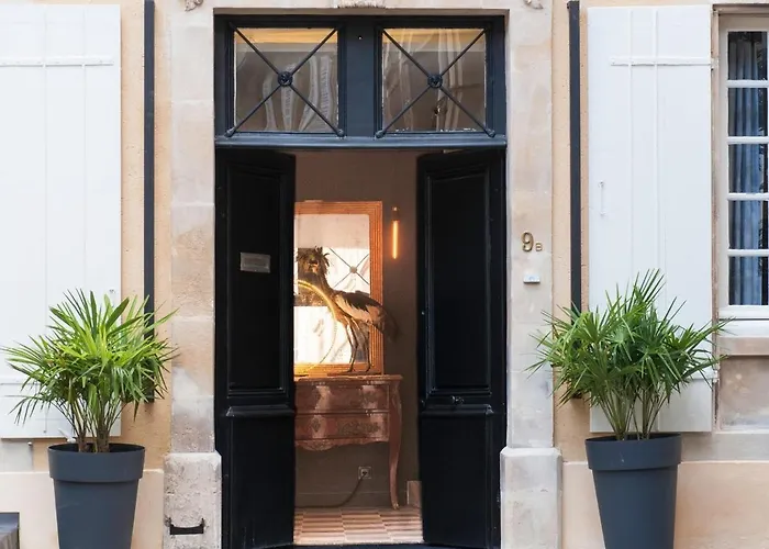 Aparthotel Chez Laurence Du Tilly 4*